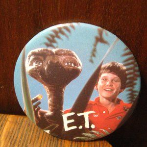 👽 E.T. the Extra-Terrestrial Vintage 1982 Lapel Pin